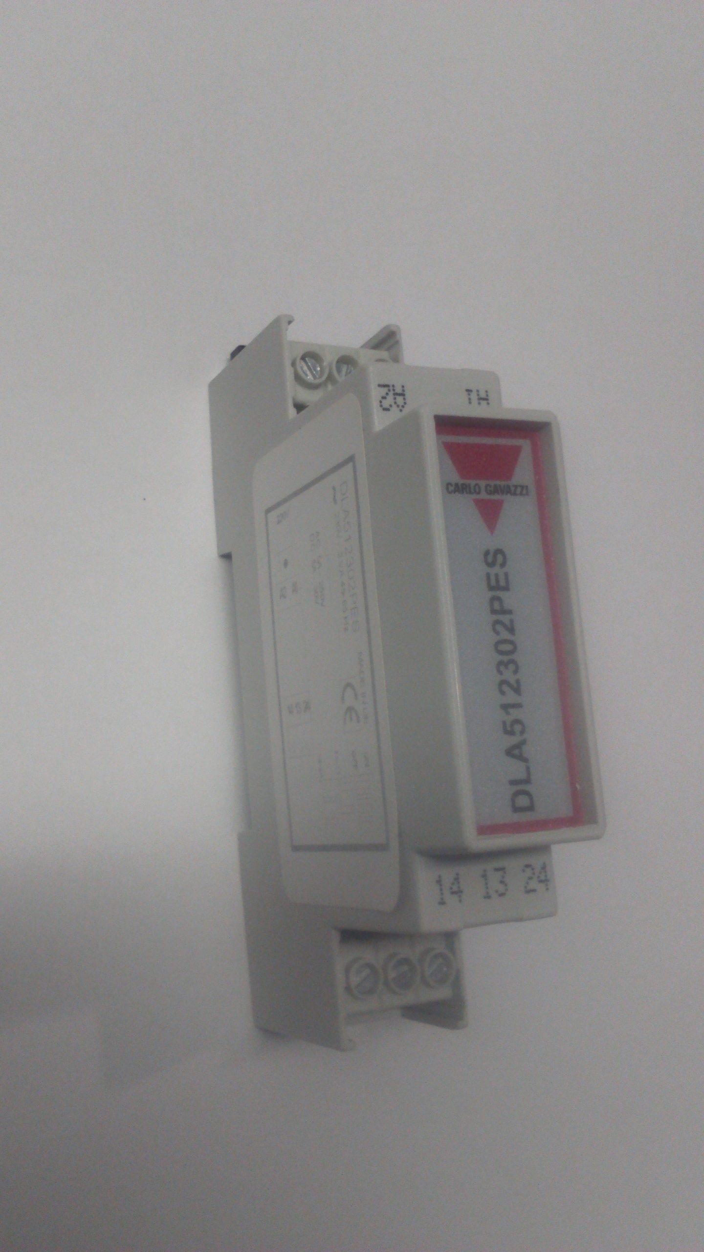 CARLO GAVAZZI DLA512302PES RELE ALTERNATIVO 220V AC